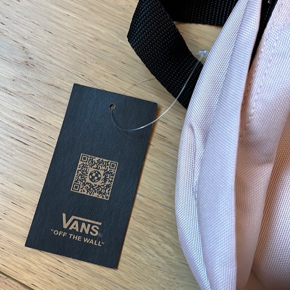 NWT VANS “Off the Wall” Pink Backpack with Laptop Sleeve - Picture 10 of 13